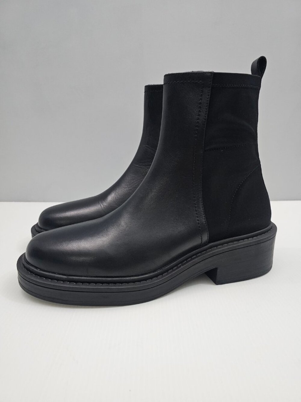 Blondo Risser Waterproof Chelsea Ankle Boot Womens 10 Black Leather Platform